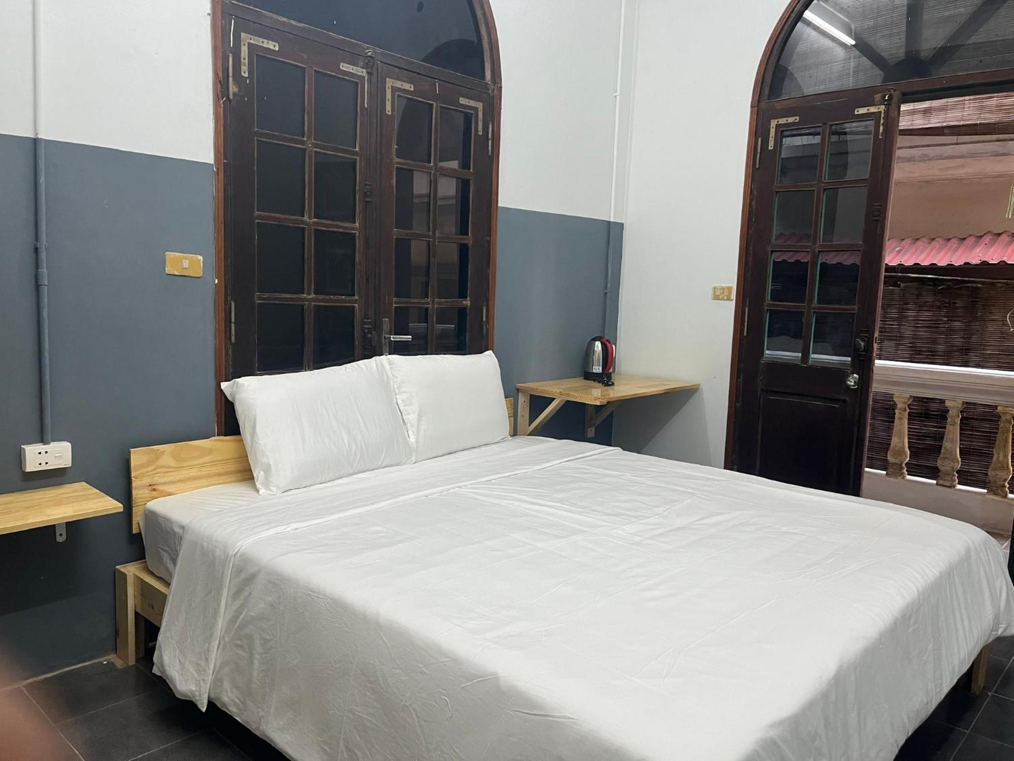 Hanoi Avana Homestay Long Bien Екстериор снимка